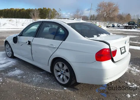2007 BMW 328Xi из США, поврежденный, VIN WBAVC93507KX55539
